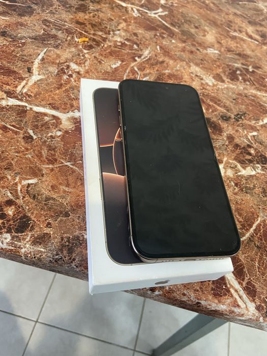 iPhone 16 pro max 256/94%