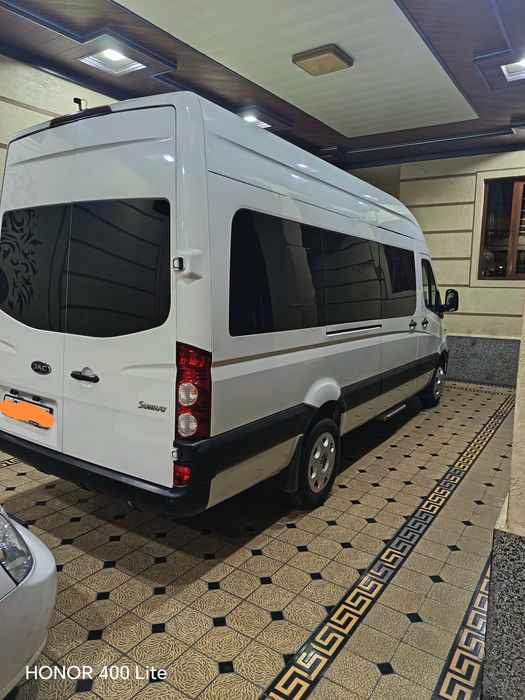 Jac mikroavtobus