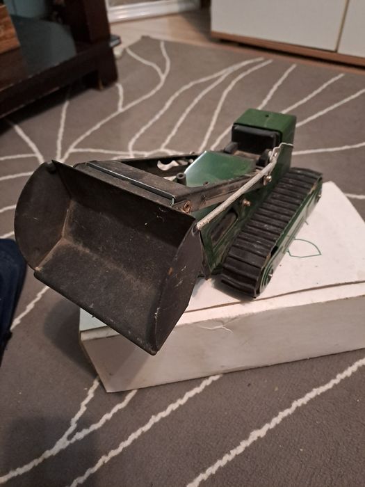 Стара играчка Трактор Болгар 79'