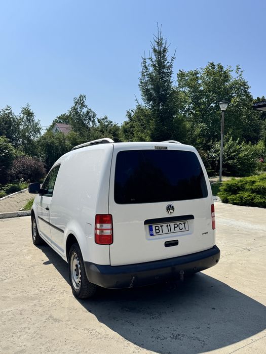Vând Volkswagen Caddy
