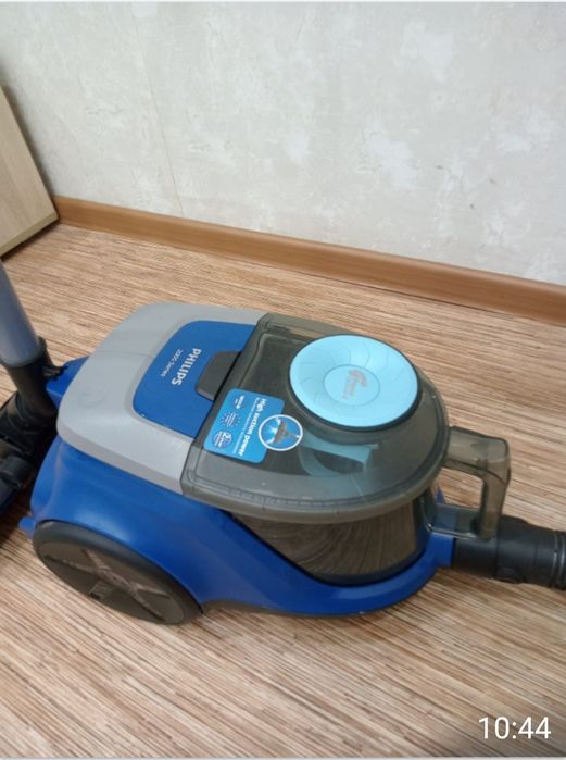 Продам пылесос ( в хорошем состоянии)