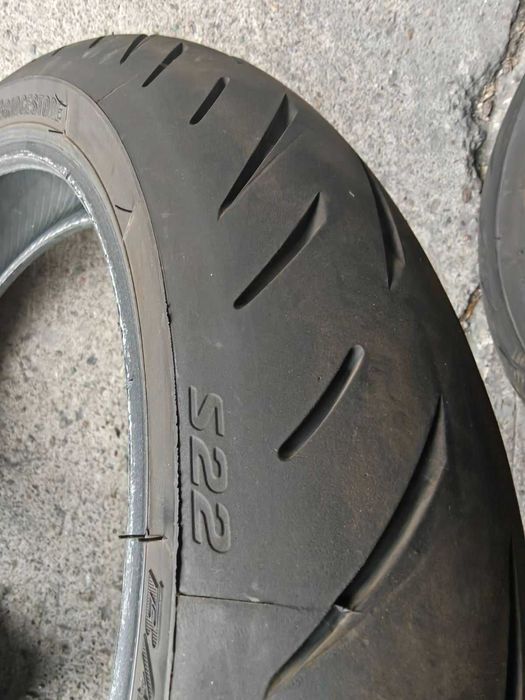 Bridgestone Battlax s22 Гуми за мотор