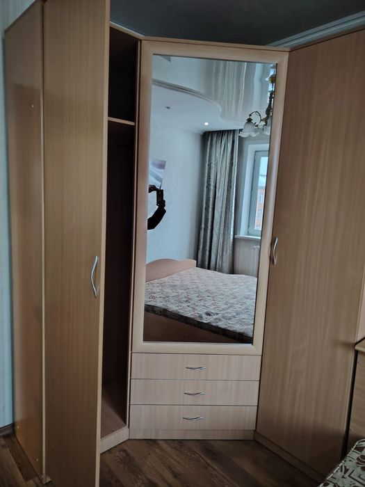 Продаю кровать и шкаф