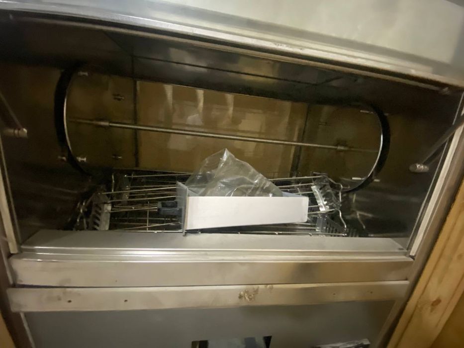 Grill aparat sotiladi rossiskiy