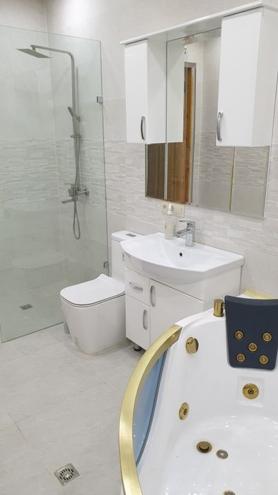 450 м2 Уй, Дом, Сад 5 соток в аренду. 450 sqm House for rent