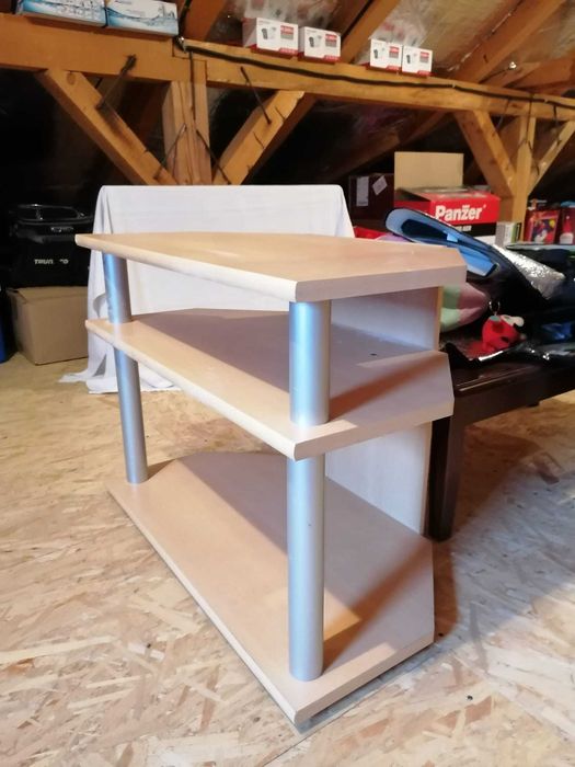 Comoda pentru televizor