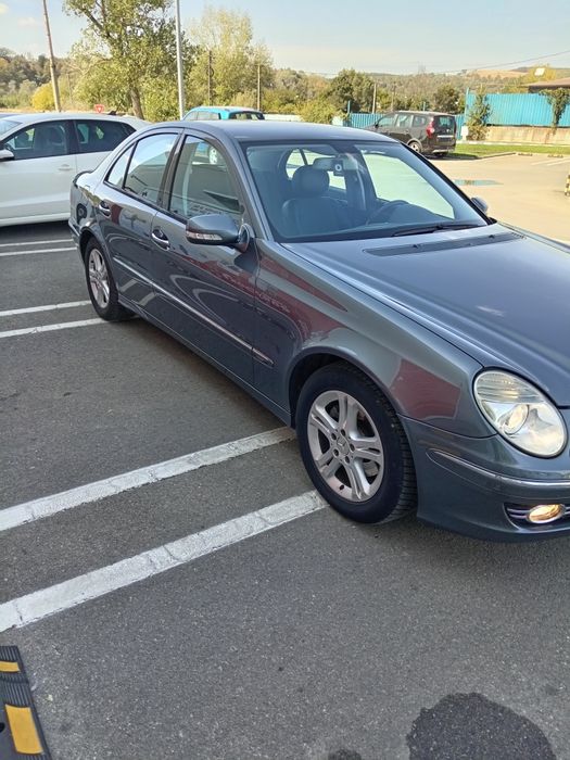 De vânzare Mercedes Benz E220Avangarde