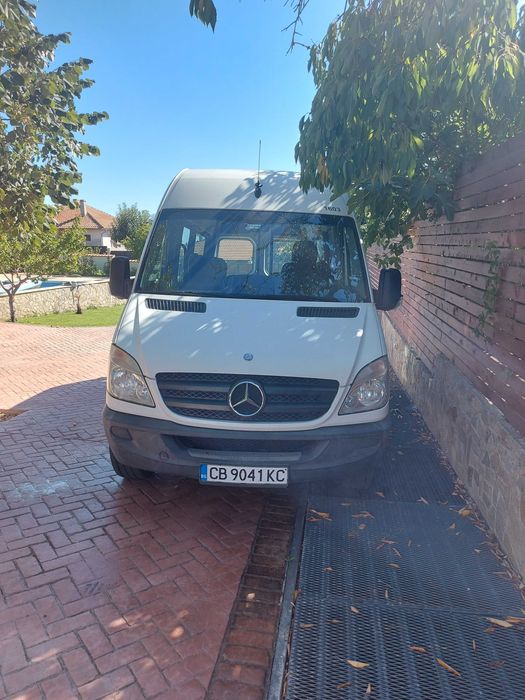 Транспортни услуги услуги за товари и пътници