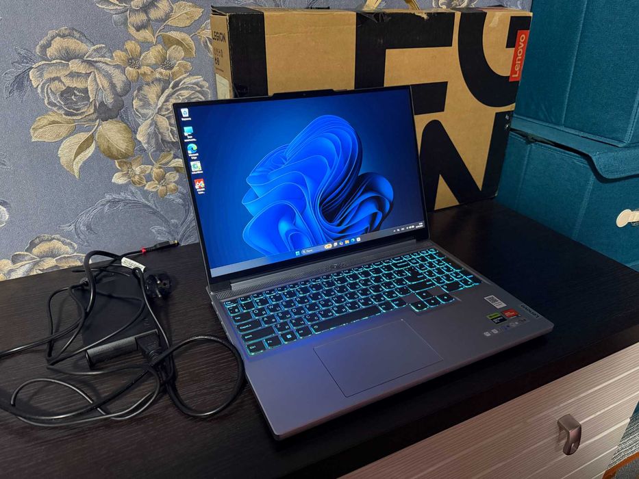 Леоново Легион 5 слим 16. Ryzen 5-7640hs. RTX 3050 - 6gb.