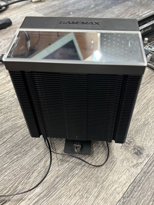 Дъно, процесор, рам и RGB охлаждане - i7-4770, 16GB, Asrock H81M