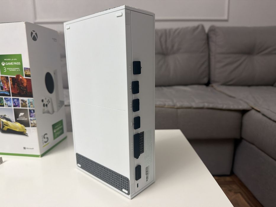 Xbox series S, в отличном состоянии