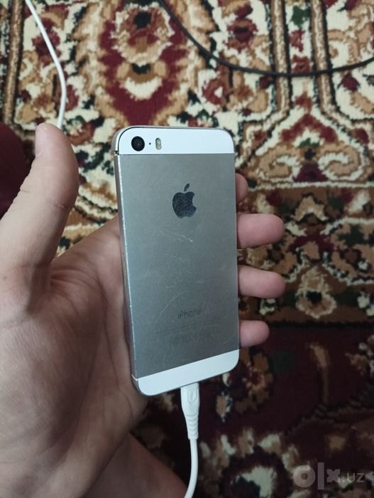 iPhone 5s sotiladi