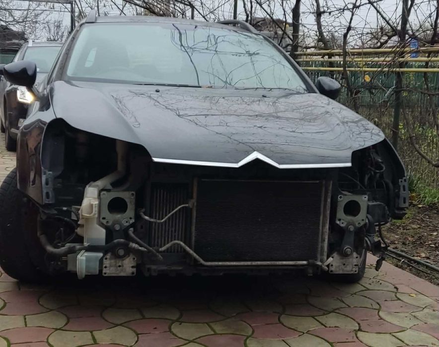 Dezmembrez Citroën C5 III / X7 – 1.6 HDI  112 CP (2008–2017) Euro 5