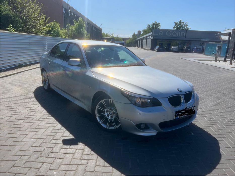 Vand BMW SERIA 5 E60 520 D 2008 pachet M