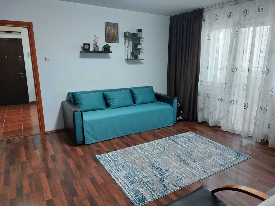 Proprietar, inchiriez apartament 2 camere Rovine, centrala proprie