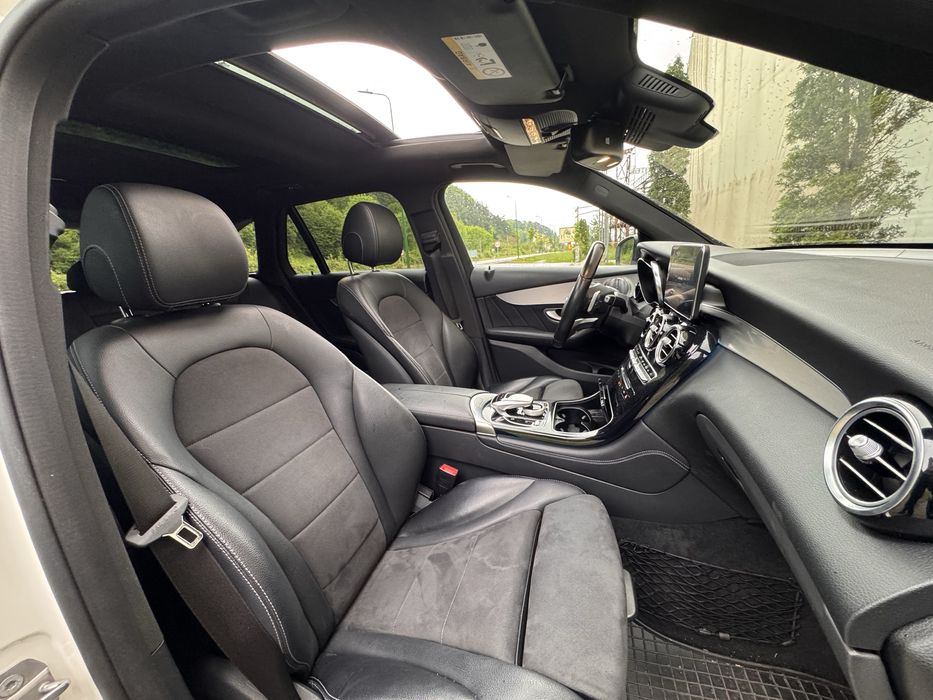 Mercedes GLC250 AMG 4Matic 2017 usor avariat