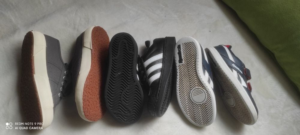 ЛОТ. Кецове Adidas, Reebok, Superga