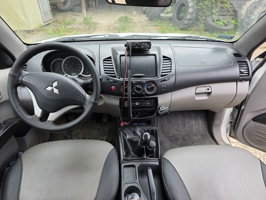 MITSUBISHI L200 2011 — imagine 5