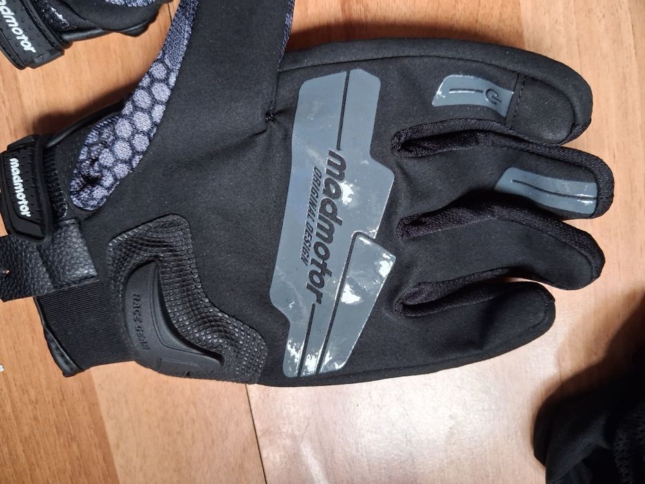 МОТО ризница,раница и ръкавизи