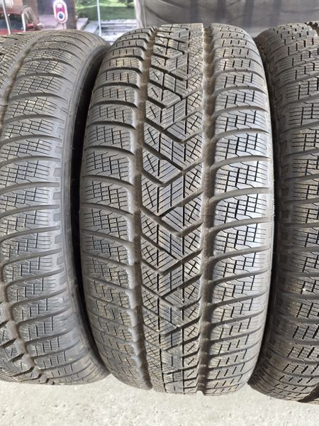 235/60/18 PIRELLI 4бр
