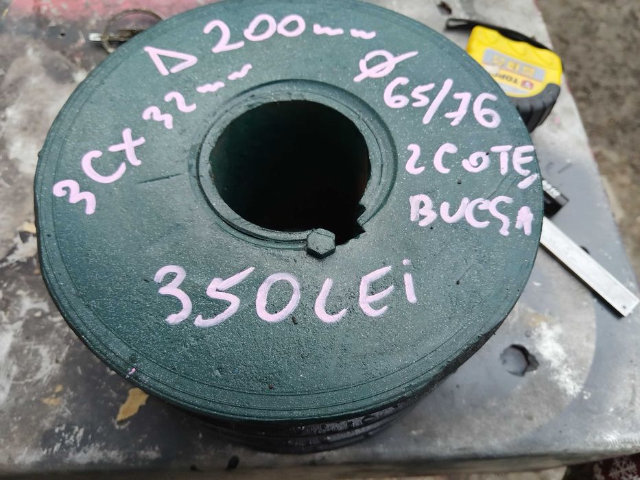 Fulie cu 3 curele de 32 mm diametru 200 mm