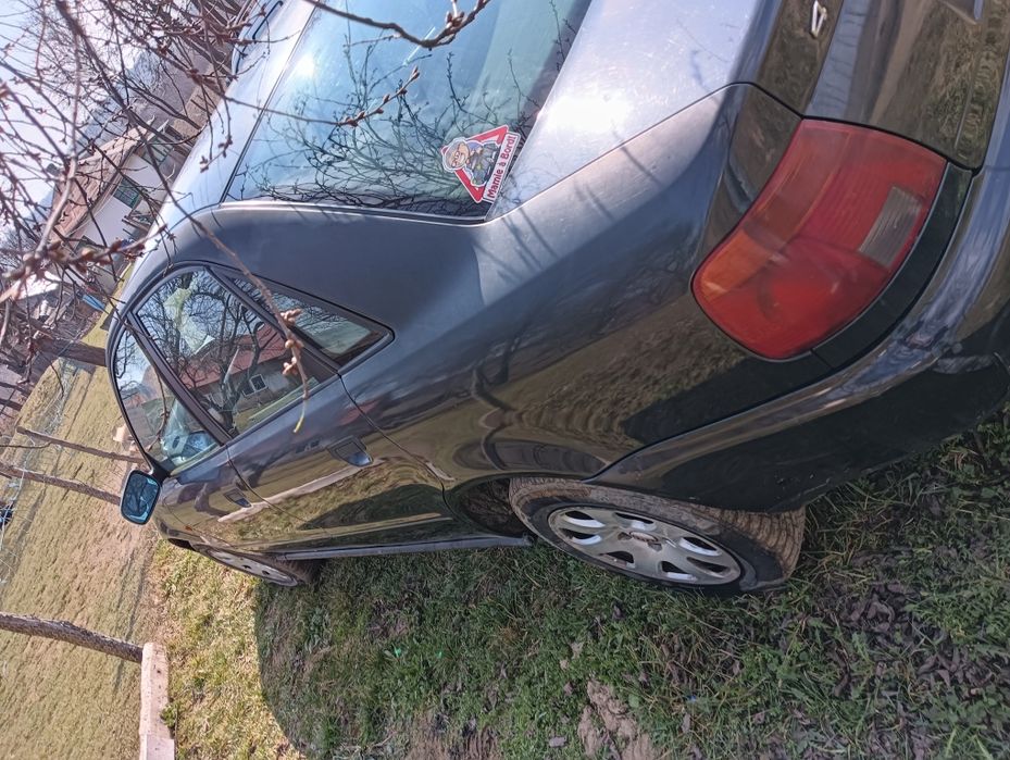 Vând sau schimb Audi A4 b5