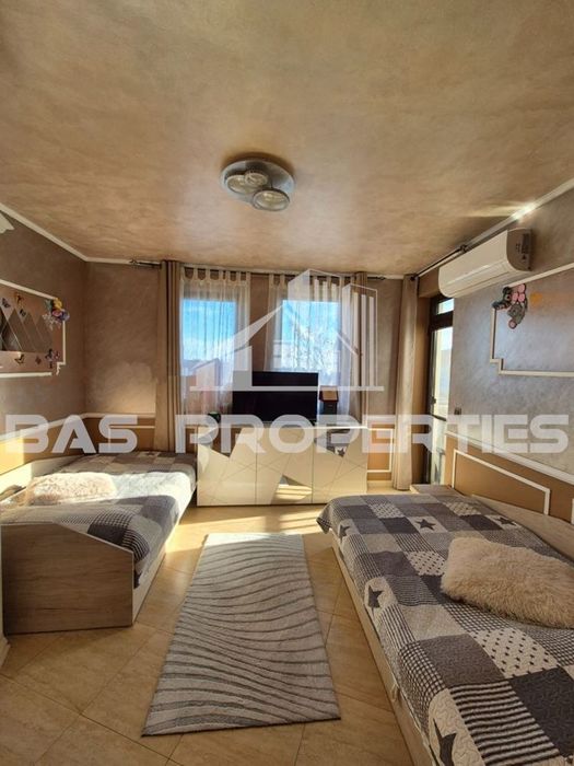 3-стаен в София-Симеоново площ 115