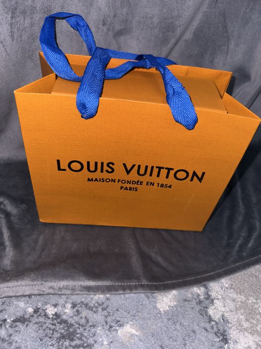 Curea Louis Vuitton