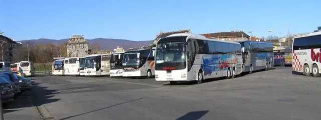 inchiriere microbuze si autocare,excursii,angajati,pelerinaje,persoane