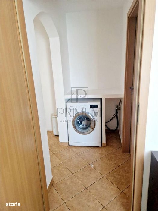 Lunei - 3 Camere - 2 Bai - Etaj 2 - Centrala Proprie - Decomandat