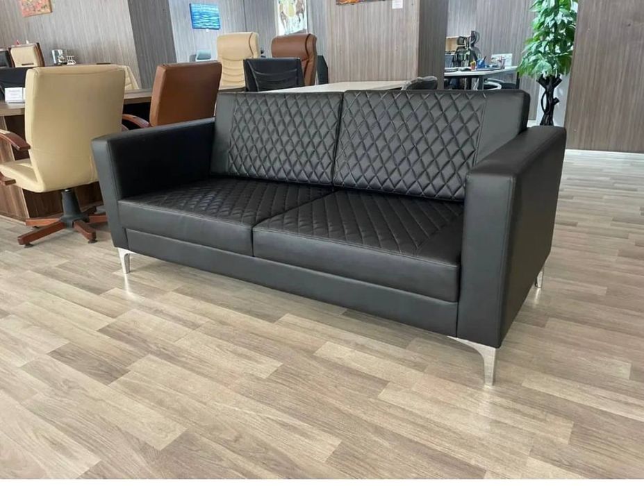 Диван и кресло гостиная