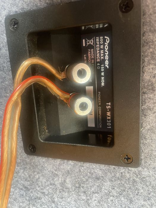 Бас каса pionner 800w + 4 канален усилвател