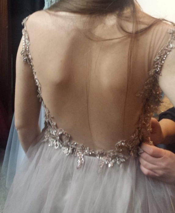 абитуриентска рокля