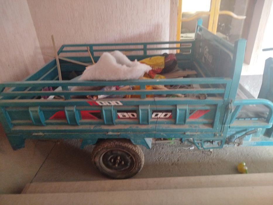 Elektron murave sotiladi