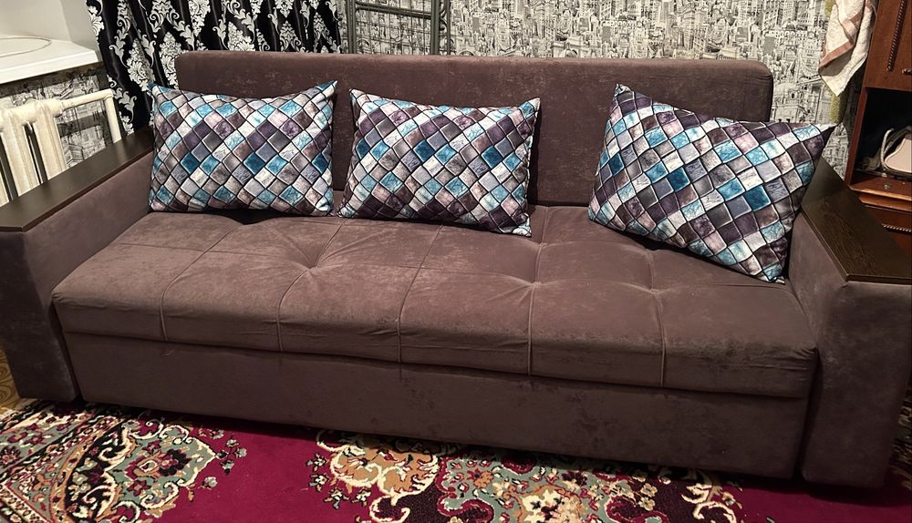 Продаю диван цена 58000