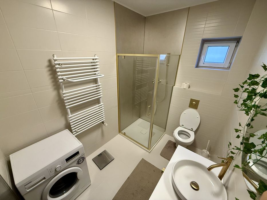 Inchiriez apartament 3 camere Pipera OMV