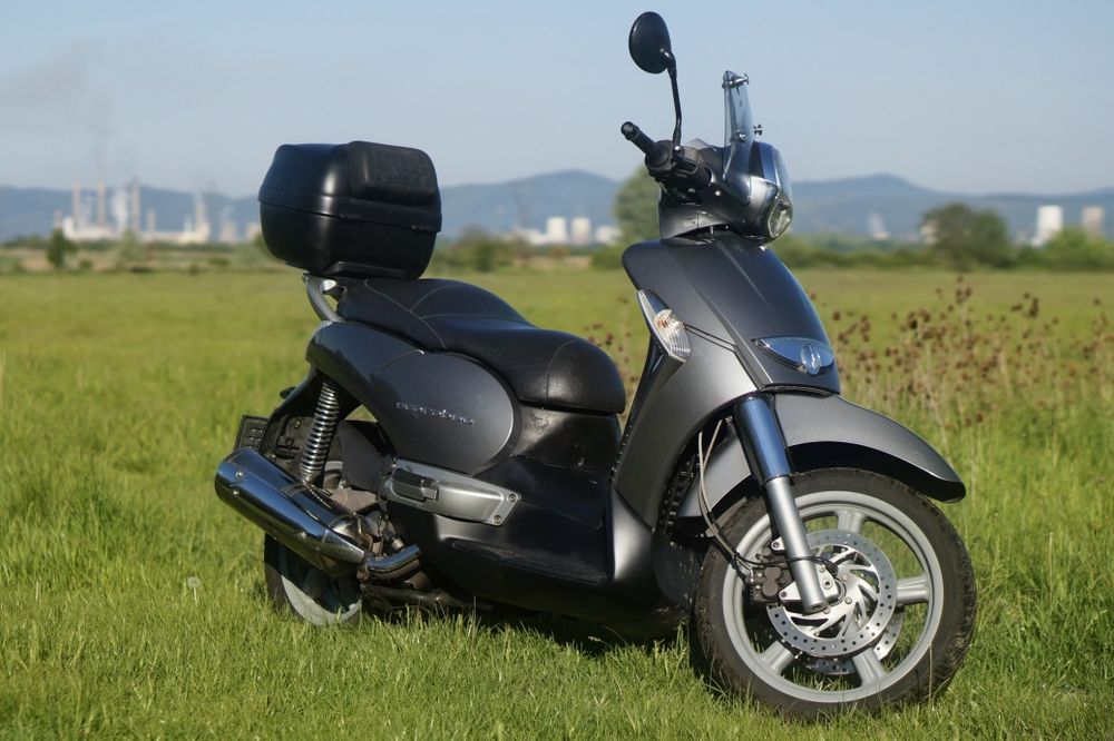 Scuter Aprilia Scarabeo 500ie