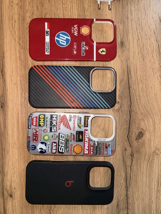 Продам чехол на 16 pro