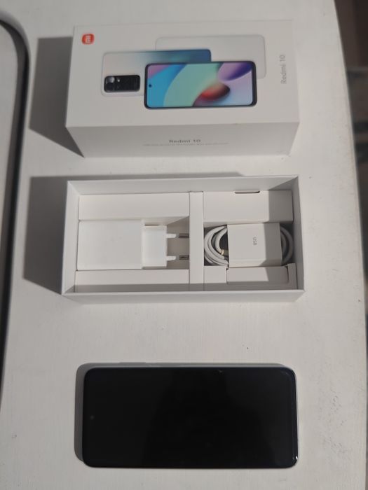 Продам телефон Xiaomi Redmi 10