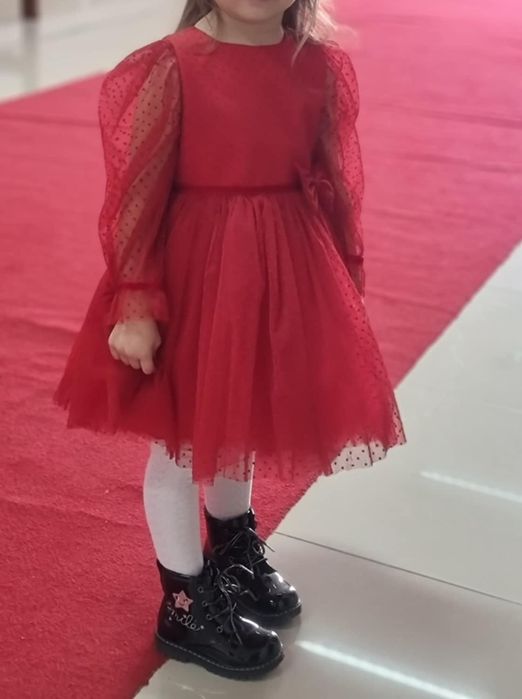 Rochie eleganta.