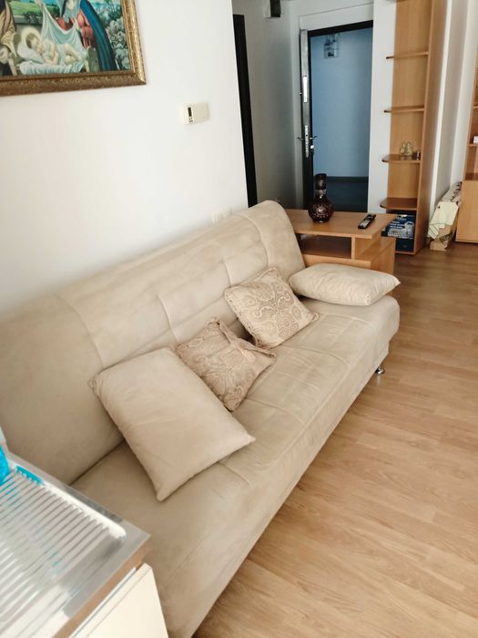 Închiriez apt 2 camere