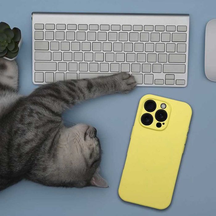 Силиконов гръб за iPhone 15 Pro Max кейс протектор за телефон