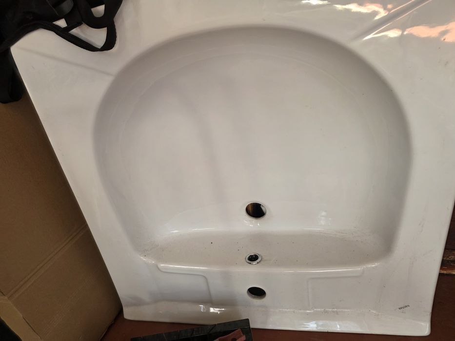 Раковина 60х50 см