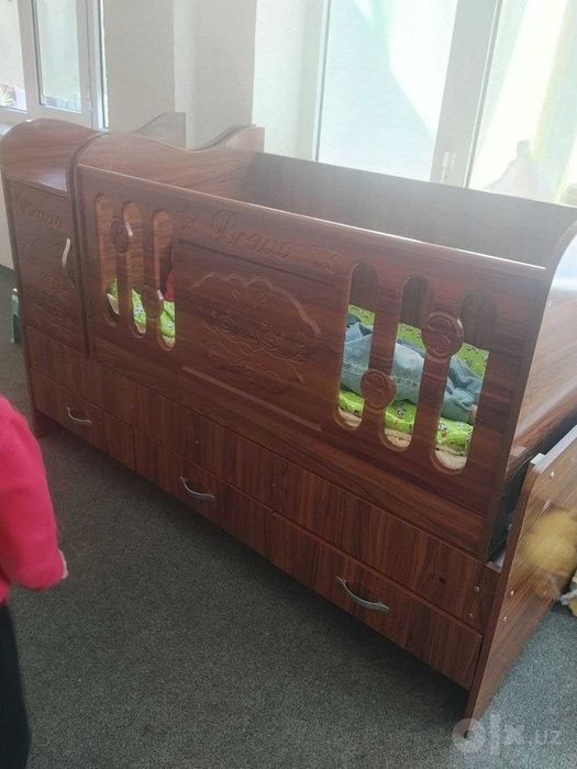 Продаётся кровать детская