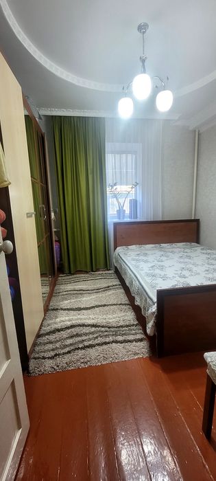 Продам спальный гарнитур в хорошем  состояние.
