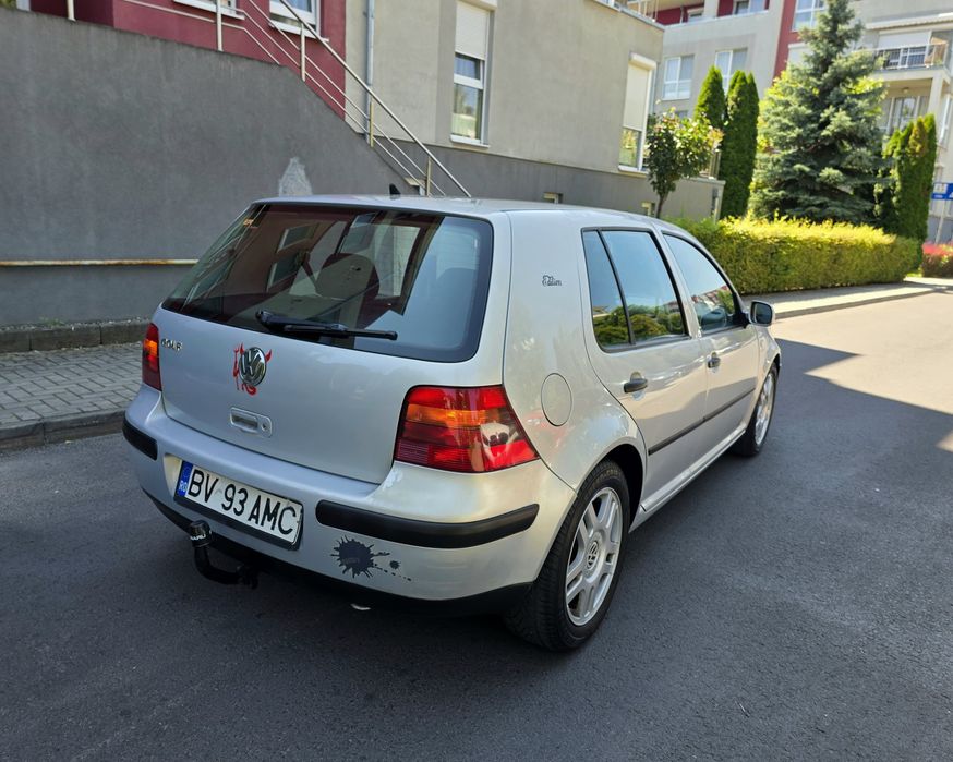 VOLKSWAGEN Golf 2000 — imagine 2