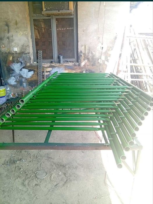 Леса стойки доски