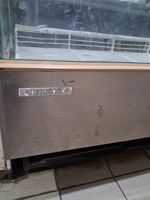 Холодильная ветрина