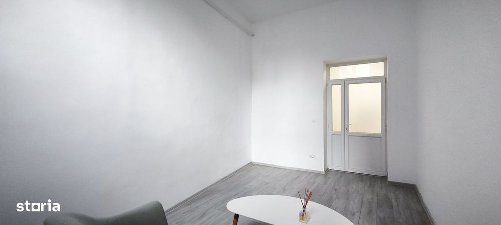 Spatiu de birouri ultracentral, 82 mp, renovat
