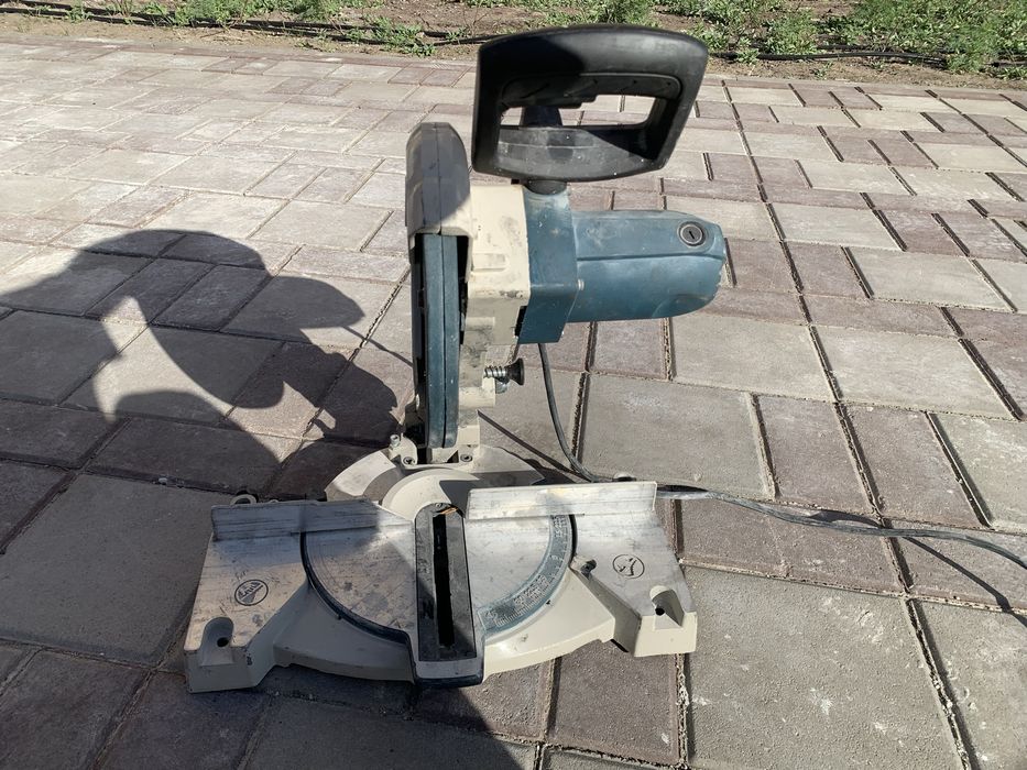 Торцовка Alteco 220B
